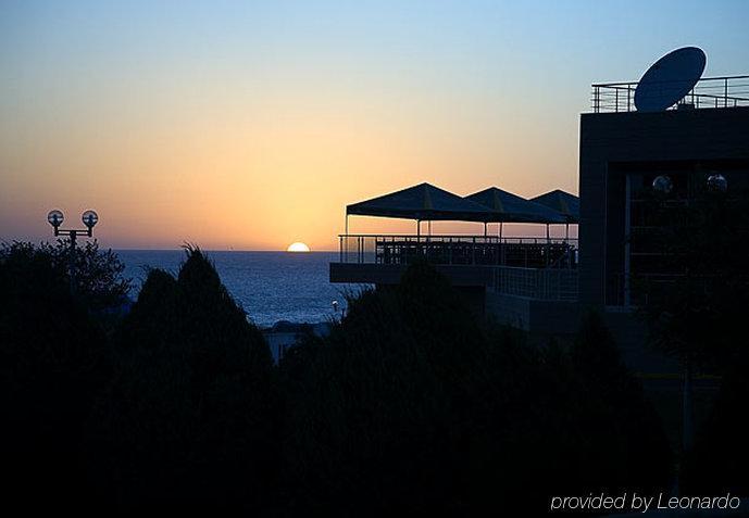 Aktau Hotel Exterior photo